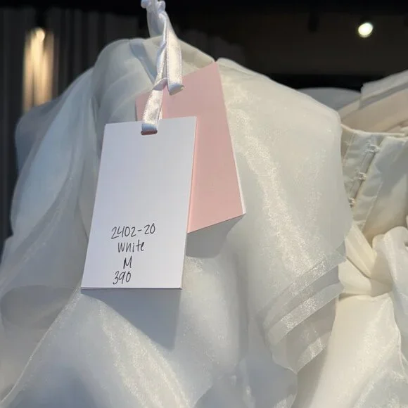 Milla Dreamy blouse with meringue flounces in white, Midnight Walk - Picture 7 of 8